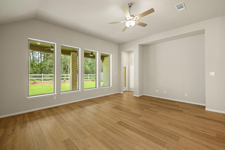 Spacious, unfurnished interior of a new home in Two Step Farm, Montgomery (Image 28). Spacious, unfurnished interior of a new home in Two Step Farm, Montgomery (Image 28).