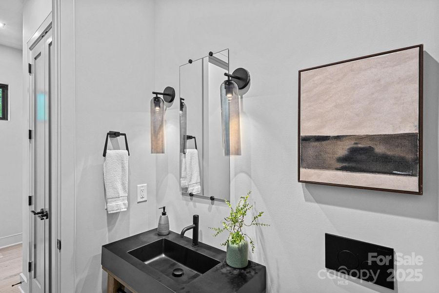 Image 45 of a home in .