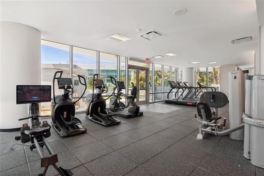 Community amenities in , St. Petersburg (Image 71).