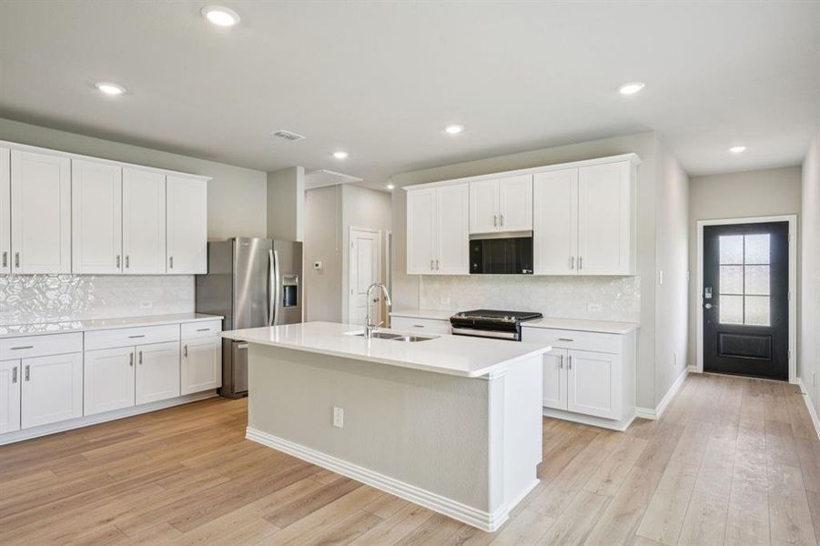 Photo is not of the actual home, but is an inspirational photo of builder’s model home and may depict options, furnishings, and/or decorator features that are not included. Photo is not of the actual home, but is an inspirational photo of builder’s model home and may depict options, furnishings, and/or decorator features that are not included.