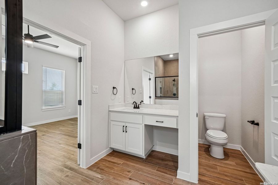 Furnished interior view inside a new home in Meyer Ranch 45's, New Braunfels (Image 11).