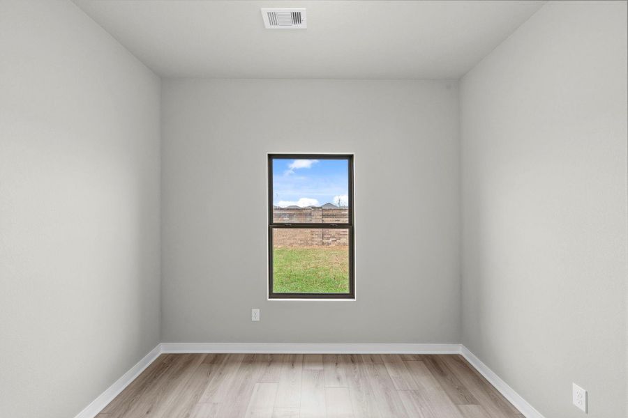 Spacious, unfurnished interior of a new home in Cypress Green, Hockley (Image 18).