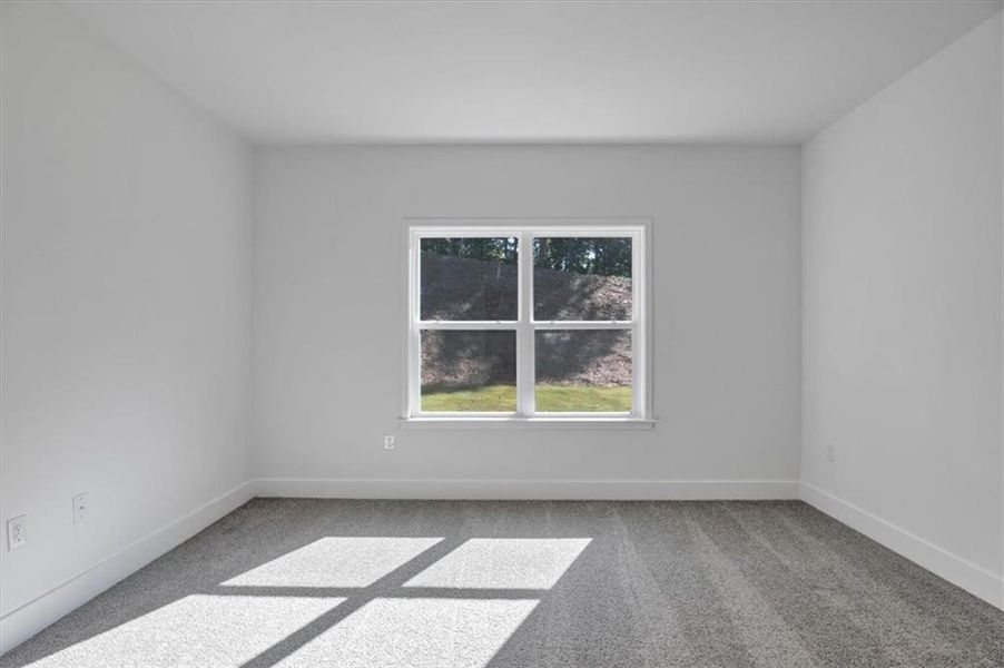 Spacious, unfurnished interior of a new home in Tuscany Hills, Douglasville (Image 23).