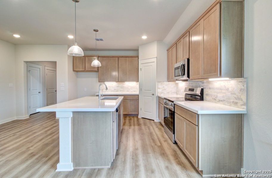 Furnished interior view inside a new home in Cloud Country, New Braunfels (Image 6).