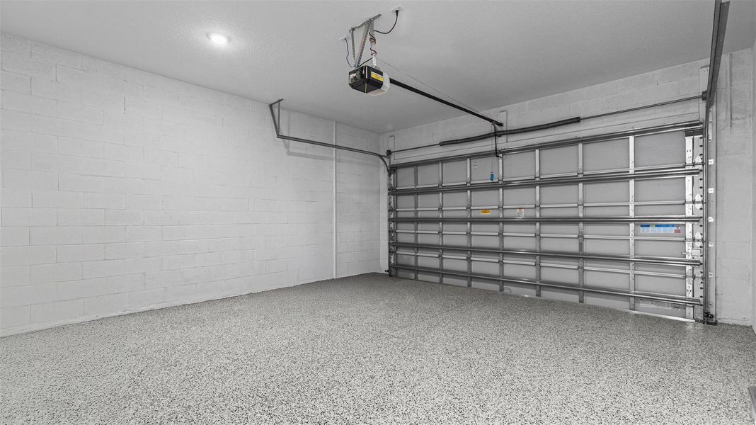 Spacious, unfurnished interior of a new home in PGA Village Verano, Port St. Lucie (Image 19). Spacious, unfurnished interior of a new home in PGA Village Verano, Port St. Lucie (Image 19).