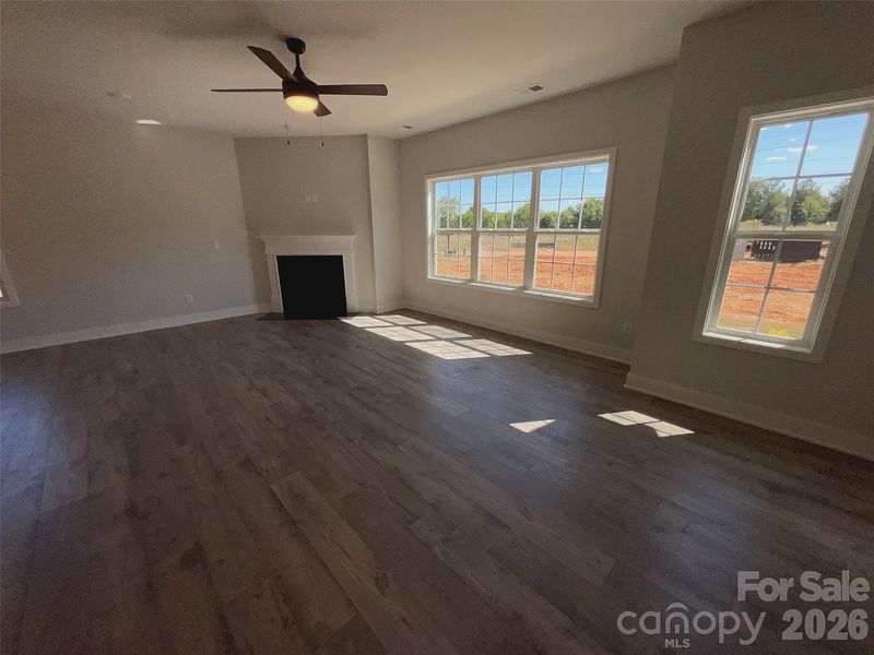Spacious, unfurnished interior of a new home in Pine Trace, Gastonia (Image 12).