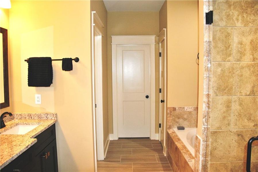 Furnished interior view inside a new home in , Kathleen (Image 19).