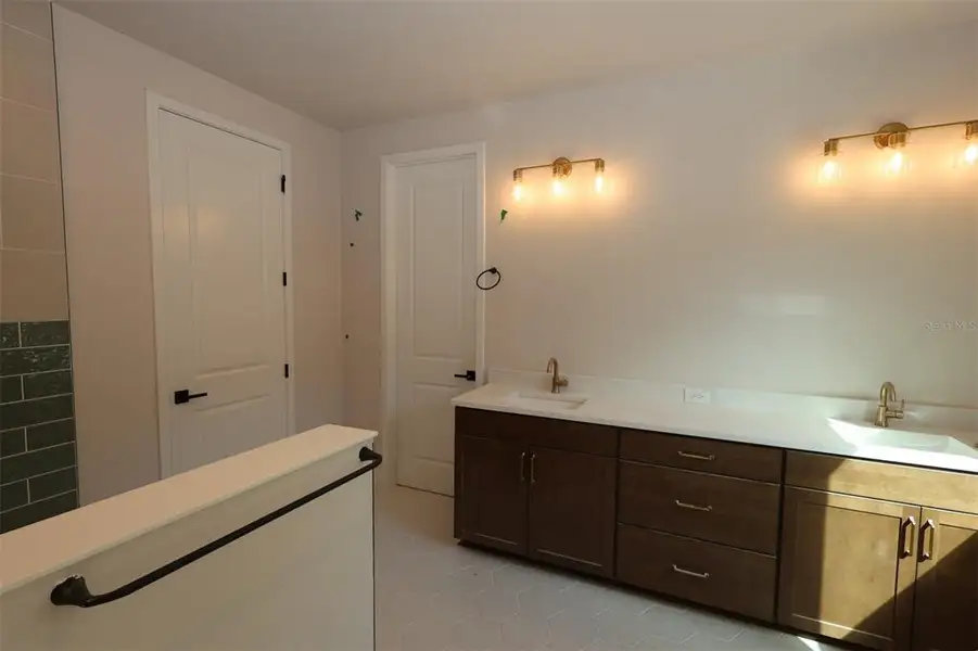 Furnished interior view inside a new home in , Tampa (Image 5).