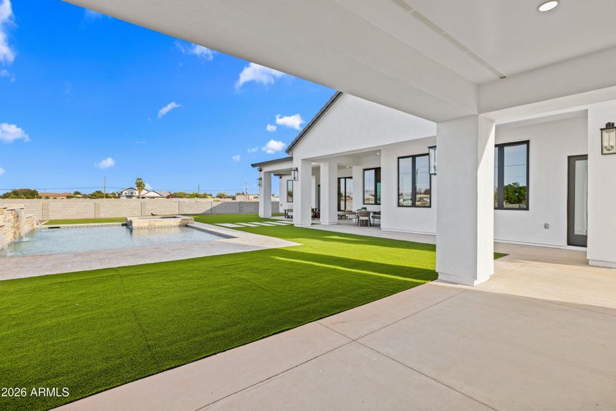 73-print-260314-19912-E-Karsten-Dr-2-IMG