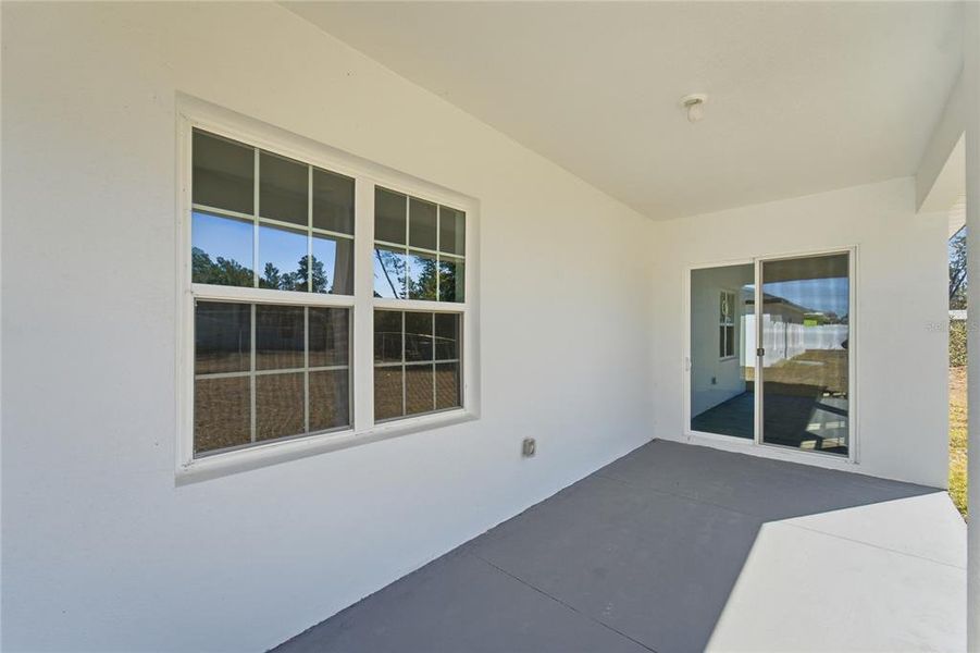 Exterior details and patio area of a home in , Ocala (Image 18).