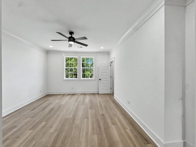 Spacious, unfurnished interior of a new home in , North Charleston (Image 35).