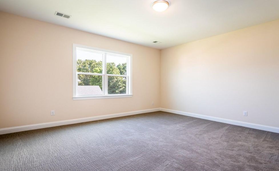 Representative unfurnished interior of a home built from the Columbia by Greybrook Homes in Shepherds Trace, Clover (Image 27).