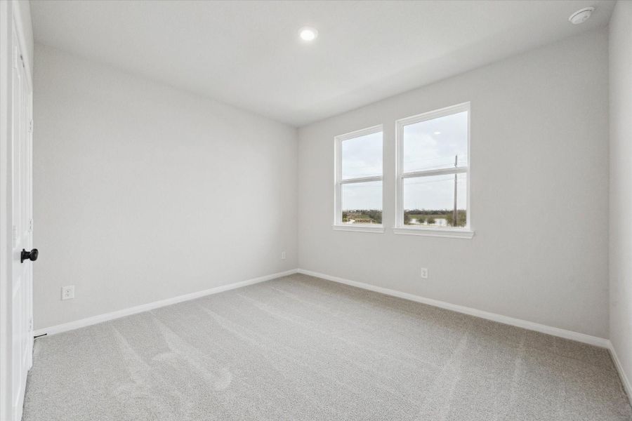 Spacious, unfurnished interior of a new home in Elyson, Katy (Image 18).