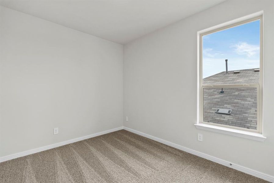 Spacious, unfurnished interior of a new home in The Canyons, Keene (Image 23).