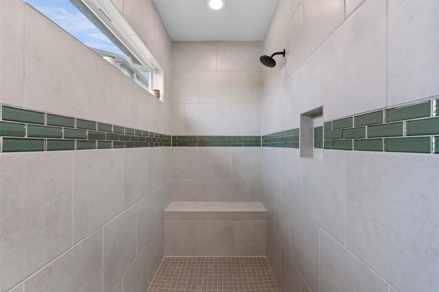Dual shower heads