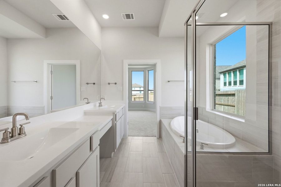 Furnished interior view inside a new home in Homestead, Schertz (Image 8).