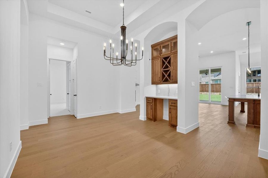 Spacious, unfurnished interior of a new home in Sandbrock Ranch, Aubrey (Image 23). Spacious, unfurnished interior of a new home in Sandbrock Ranch, Aubrey (Image 23).