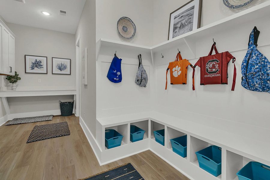 The Bridgeside - Mudroom