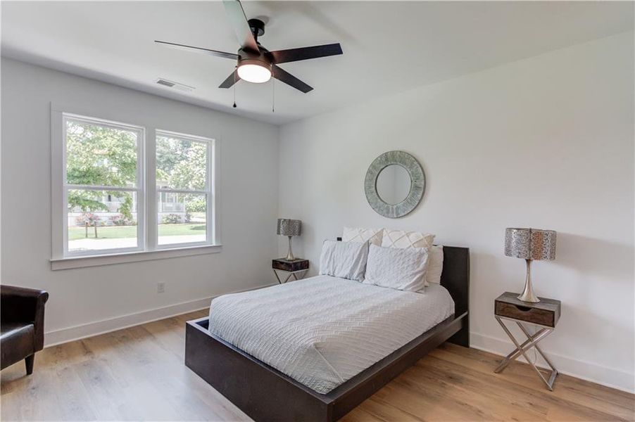 Furnished interior view inside a new home in , Jefferson (Image 34).