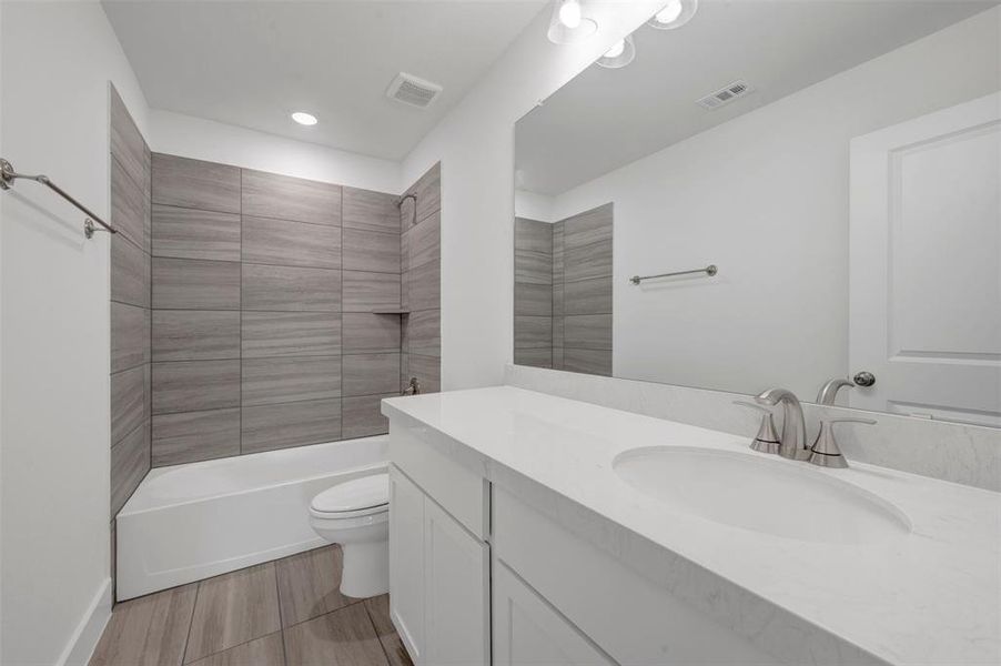 Furnished interior view inside a new home in Lilyana, Celina (Image 12).