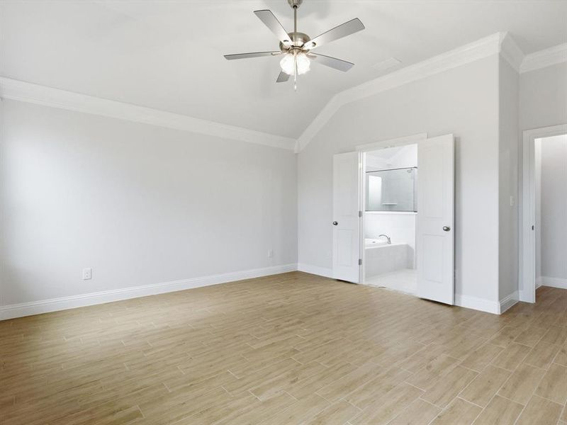 Spacious, unfurnished interior of a new home in , Tolar (Image 22). Spacious, unfurnished interior of a new home in , Tolar (Image 22).