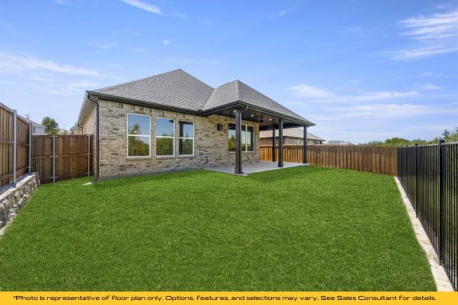 Representative exterior details of a home built from the The Cayman by Stonefield Homes in The Highlands, Rockwall (Image 43).