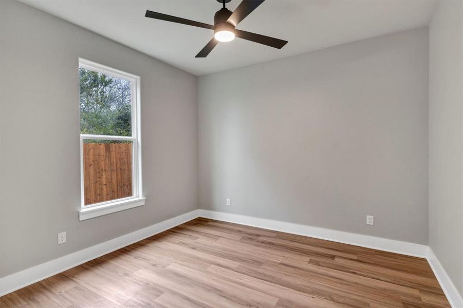 Spacious, unfurnished interior of a new home in , Granbury (Image 12).