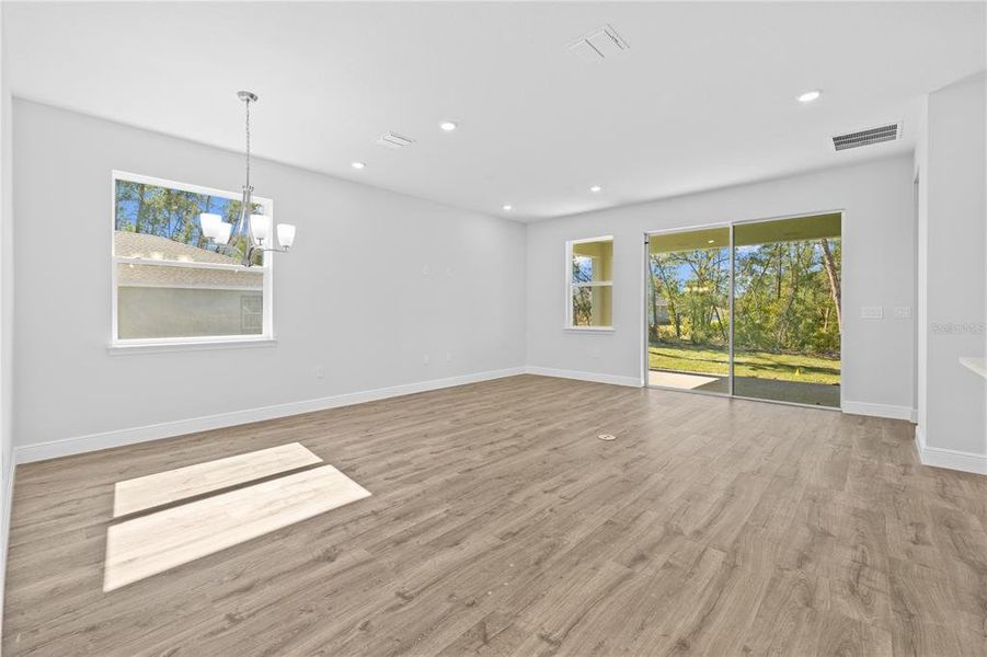 Spacious, unfurnished interior of a new home in , Hernando (Image 17).