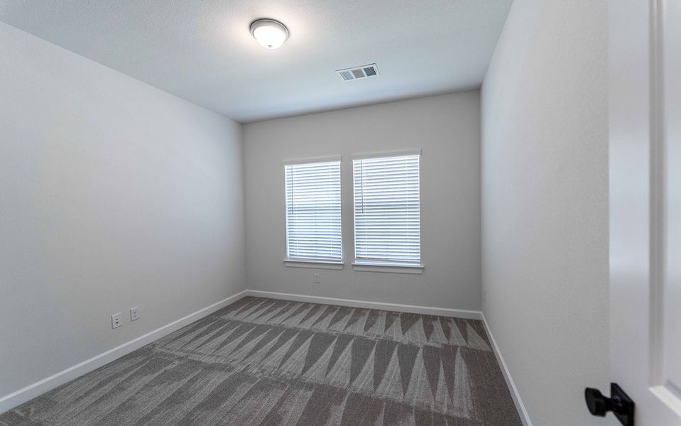 Spacious, unfurnished interior of a new home in Solterra, Mesquite (Image 24).