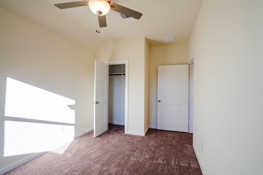 Spacious, unfurnished interior of a new home in , Houston (Image 20).