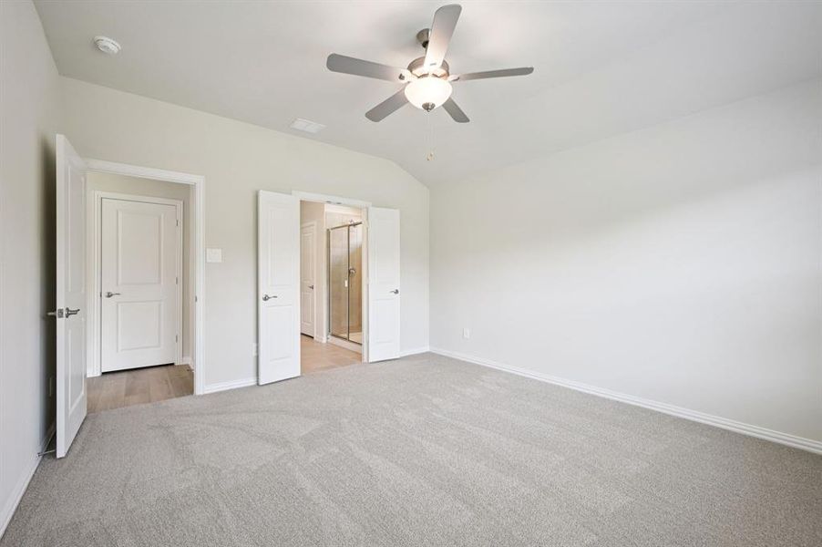 Photo is not of the actual home, but is an inspirational photo of builder’s model home and may depict options, furnishings, and/or decorator features that are not included. Photo is not of the actual home, but is an inspirational photo of builder’s model home and may depict options, furnishings, and/or decorator features that are not included.