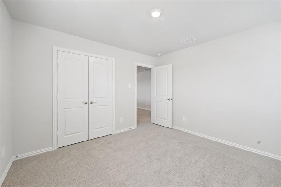 Photo is not of the actual home, but is an inspirational photo of builder’s model home and may depict options, furnishings, and/or decorator features that are not included.