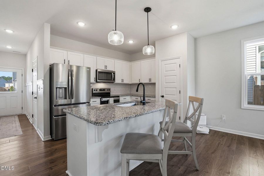 12-web-or-mls-263 Maidenhair Pl-34