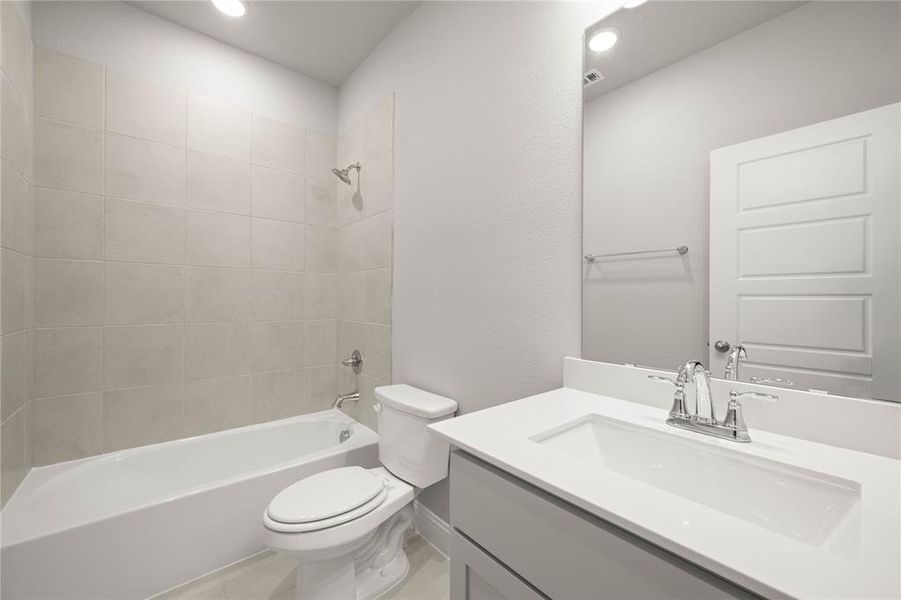 329 Deer Ridge- Bathroom-2