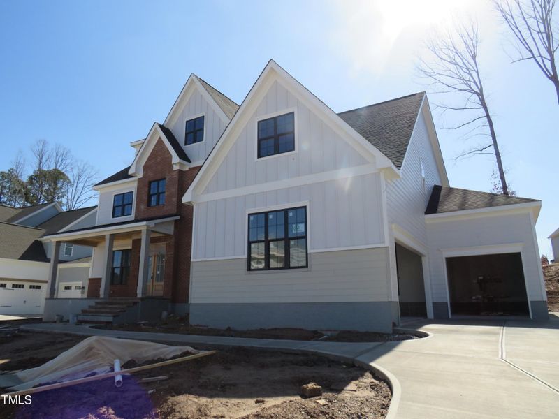 Exterior details of a home in Ellsworth, Apex (Image 13).