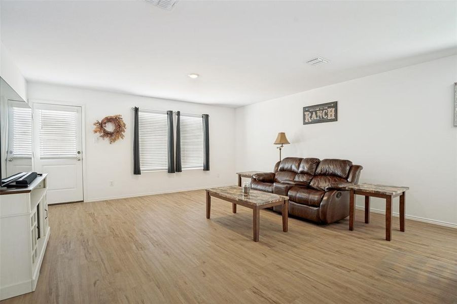 Furnished interior view inside a new home in Bridgewater, Princeton (Image 10). Furnished interior view inside a new home in Bridgewater, Princeton (Image 10).