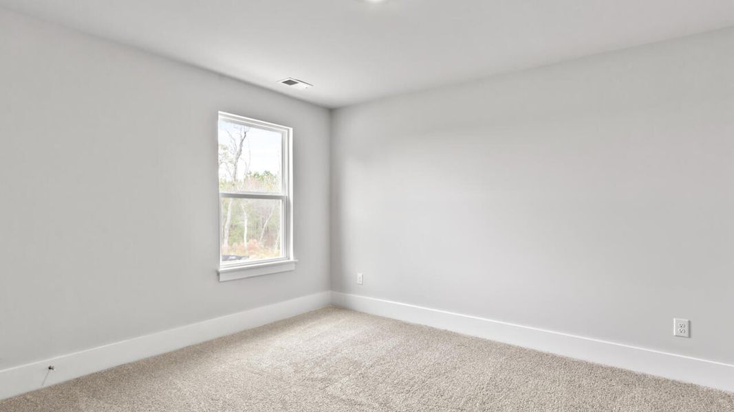 Spacious, unfurnished interior of a new home in Rolling Hills, Bolivia (Image 29).