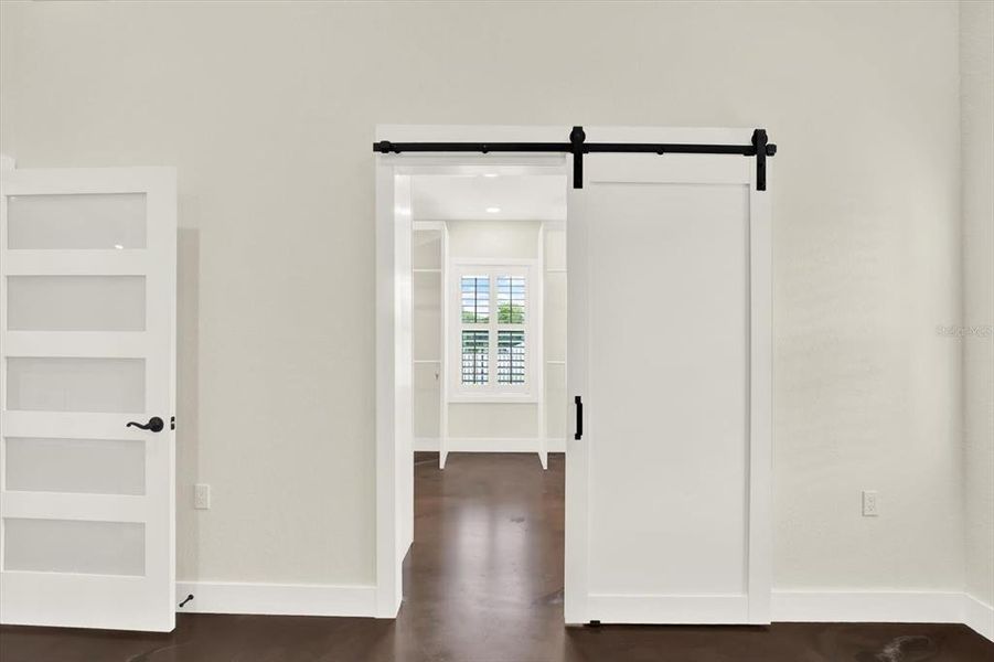 Spacious, unfurnished interior of a new home in , Webster (Image 36).