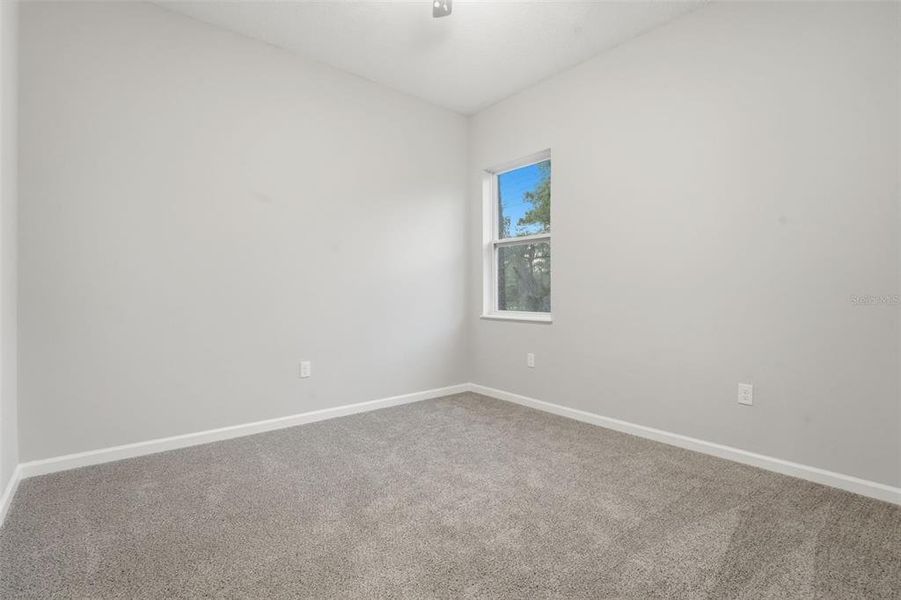 Spacious, unfurnished interior of a new home in , Debary (Image 28).