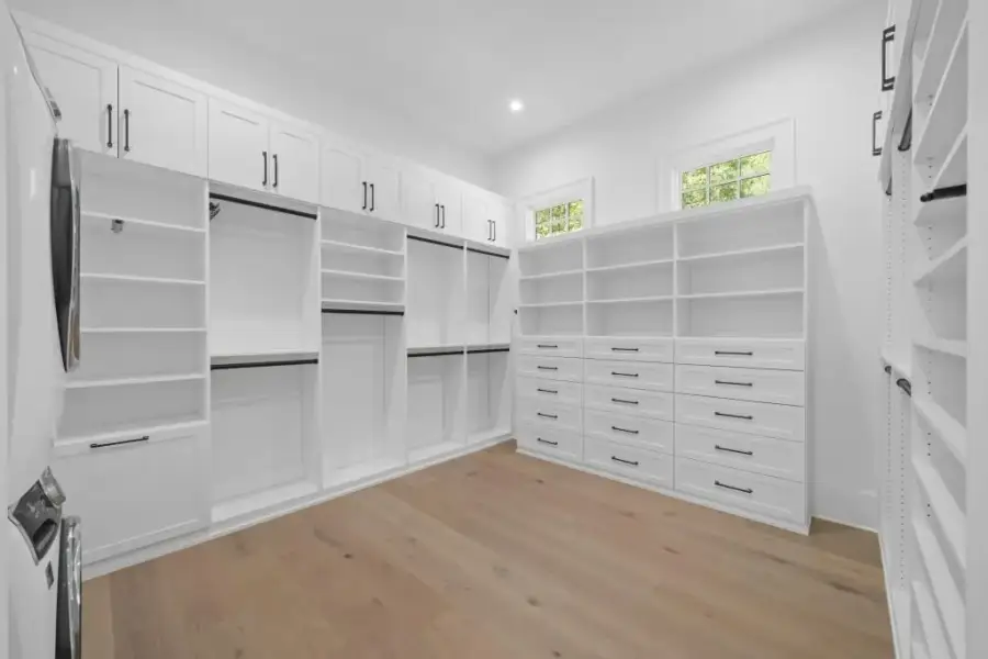 Spacious, unfurnished interior of a new home in , Milton (Image 20).