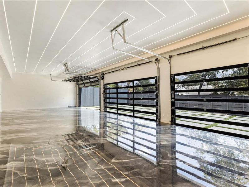 Spacious, unfurnished interior of a new home in , Dallas (Image 15).