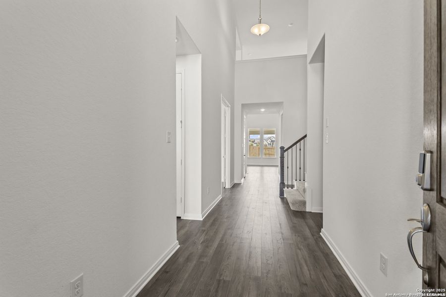 Spacious, unfurnished interior of a new home in Homestead, Schertz (Image 29). Spacious, unfurnished interior of a new home in Homestead, Schertz (Image 29).