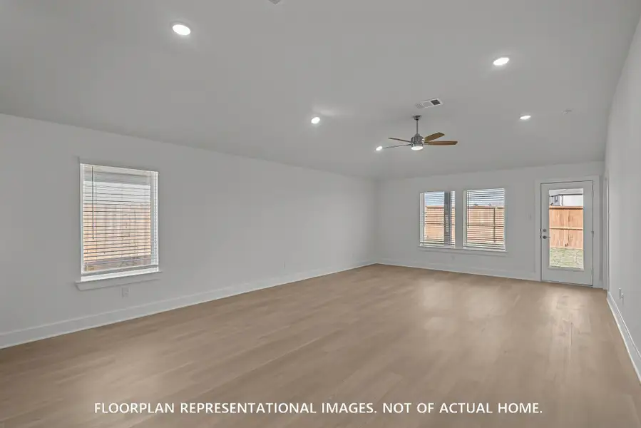 Spacious, unfurnished interior of a new home in Pinewood at Grand Texas, New Caney (Image 11).