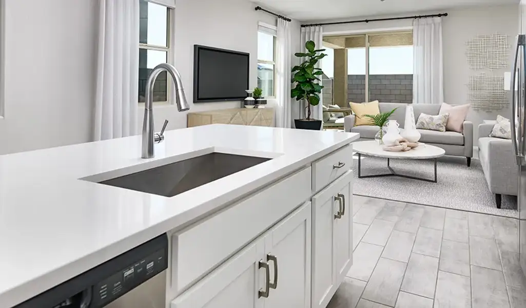 Fraser-T934-Blackhawk Kitchen