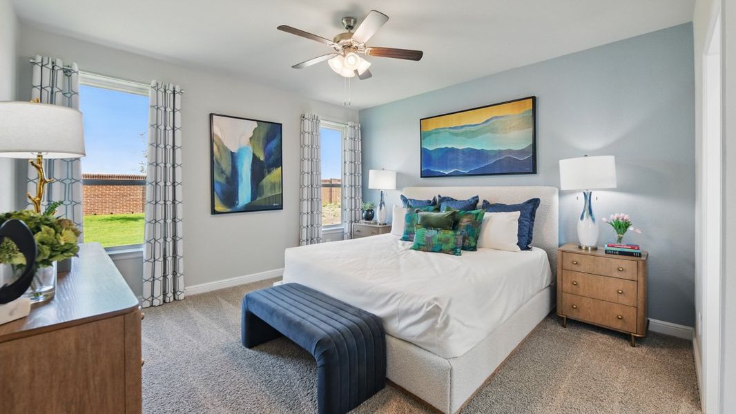 Furnished interior view inside a new home in Eagle Creek, Denton (Image 17).