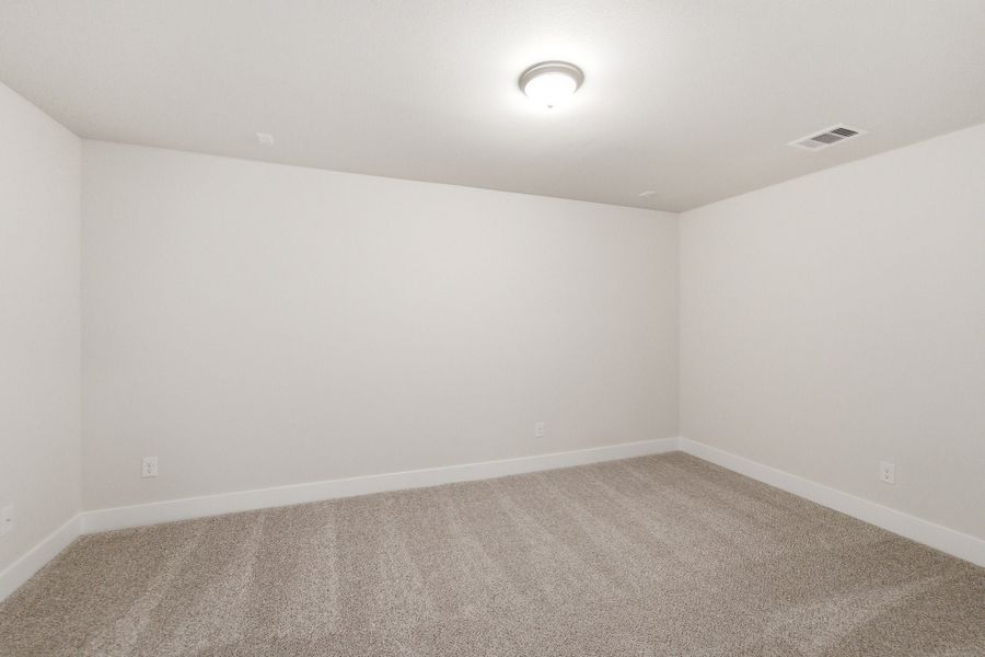 Spacious, unfurnished interior of a new home in Lago Mar, Texas City (Image 46). Spacious, unfurnished interior of a new home in Lago Mar, Texas City (Image 46).