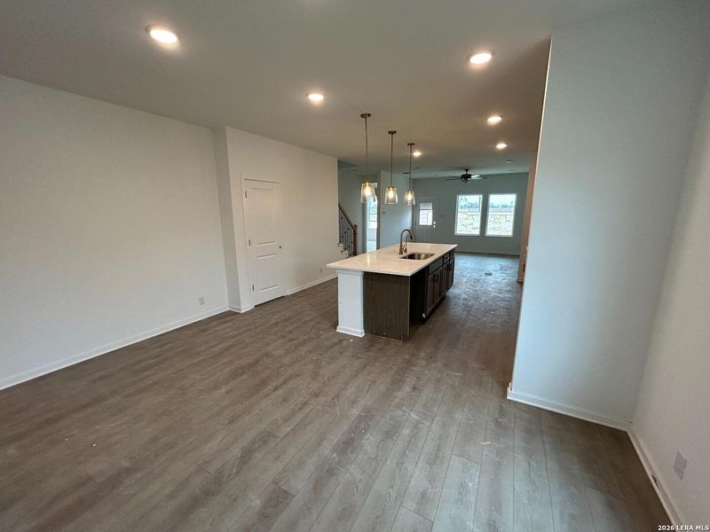 Spacious, unfurnished interior of a new home in Meadows at Hennersby Hollow 40's, San Antonio (Image 15). Spacious, unfurnished interior of a new home in Meadows at Hennersby Hollow 40's, San Antonio (Image 15).