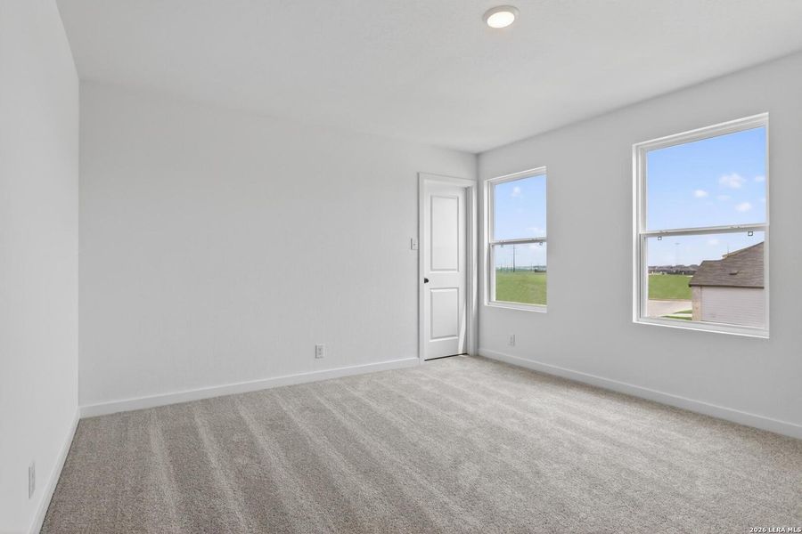Spacious, unfurnished interior of a new home in Cordova Trails, Seguin (Image 18).