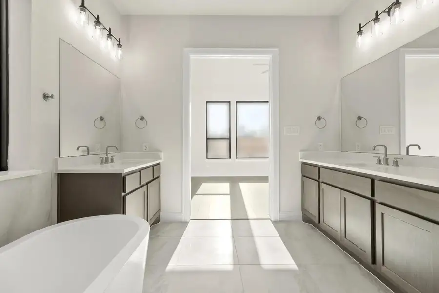 Presley III J primary bath Presley III J primary bath