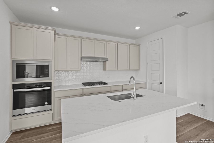 Furnished interior view inside a new home in Rhine Valley, Schertz (Image 7).